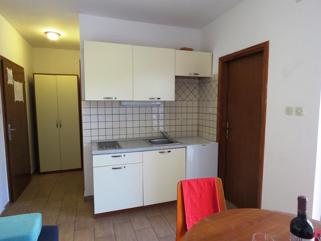Apartment Alice Novalja Buitenkant foto